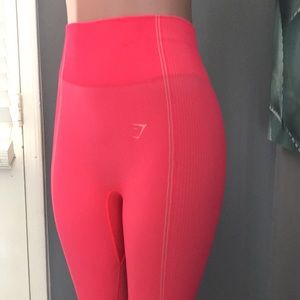 Gym shark leggings color coral pink